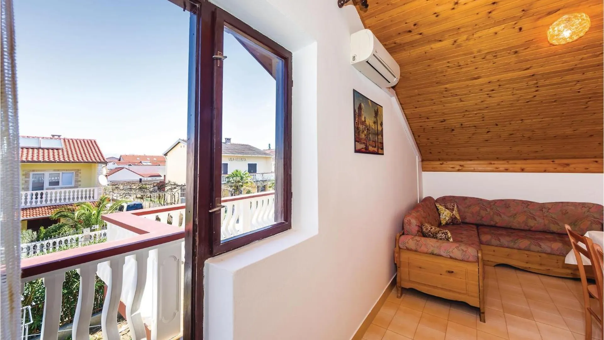 Awesome Home In Sabunike-Privlaka With Kitchen Nin Сasa de vacaciones